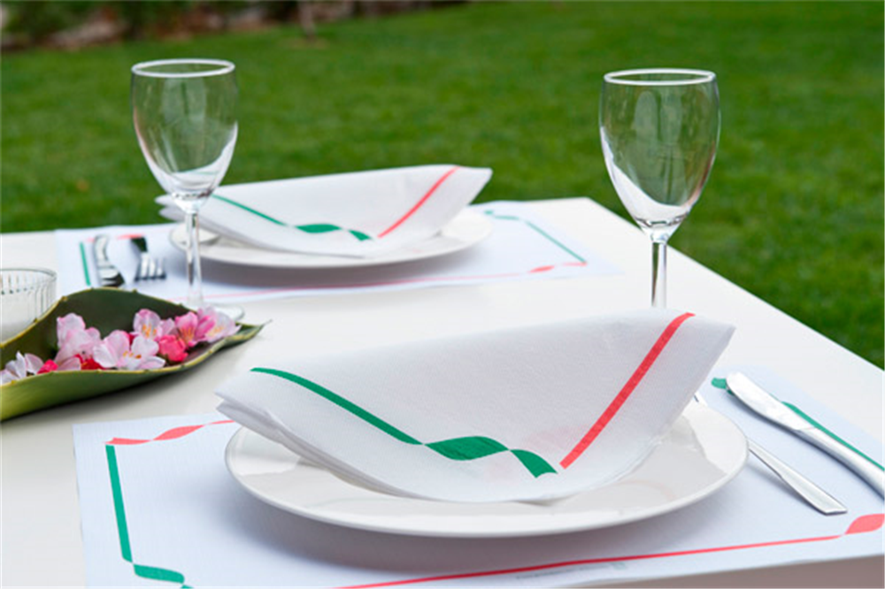 106.21-TOVAGLIETTE TRATTORIA 48 G/M2 31x43 CM BIANCO CELLULOSA (500 u.)